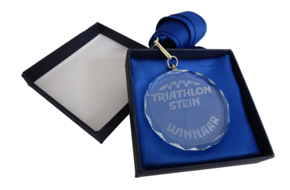 Medaille aus Glas Triathlon Stein